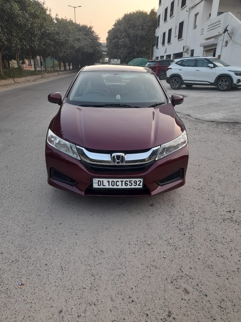 Secondhand Honda City-SVMT car in Dwarka and Uttam Nagar