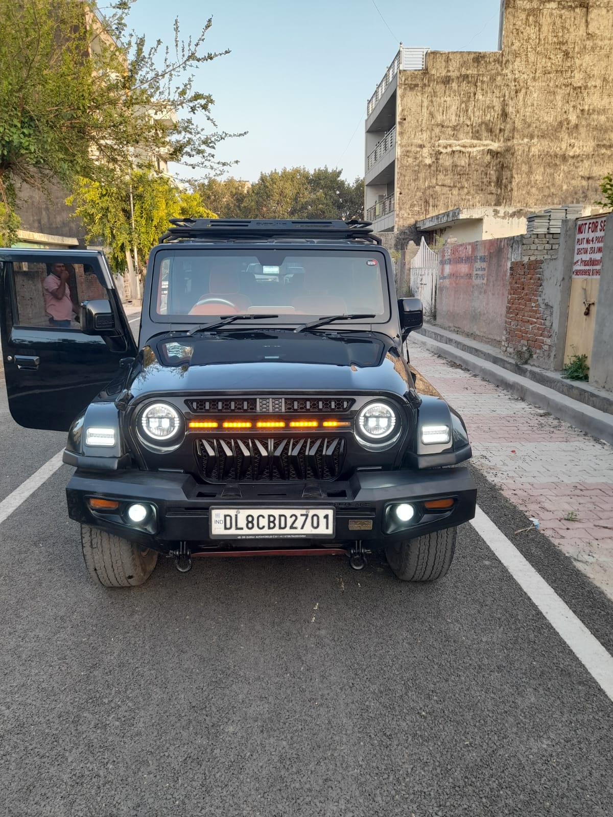 Secondhand Thar 4x4 Manual Diesel car in Dwarka and Uttam Nagar