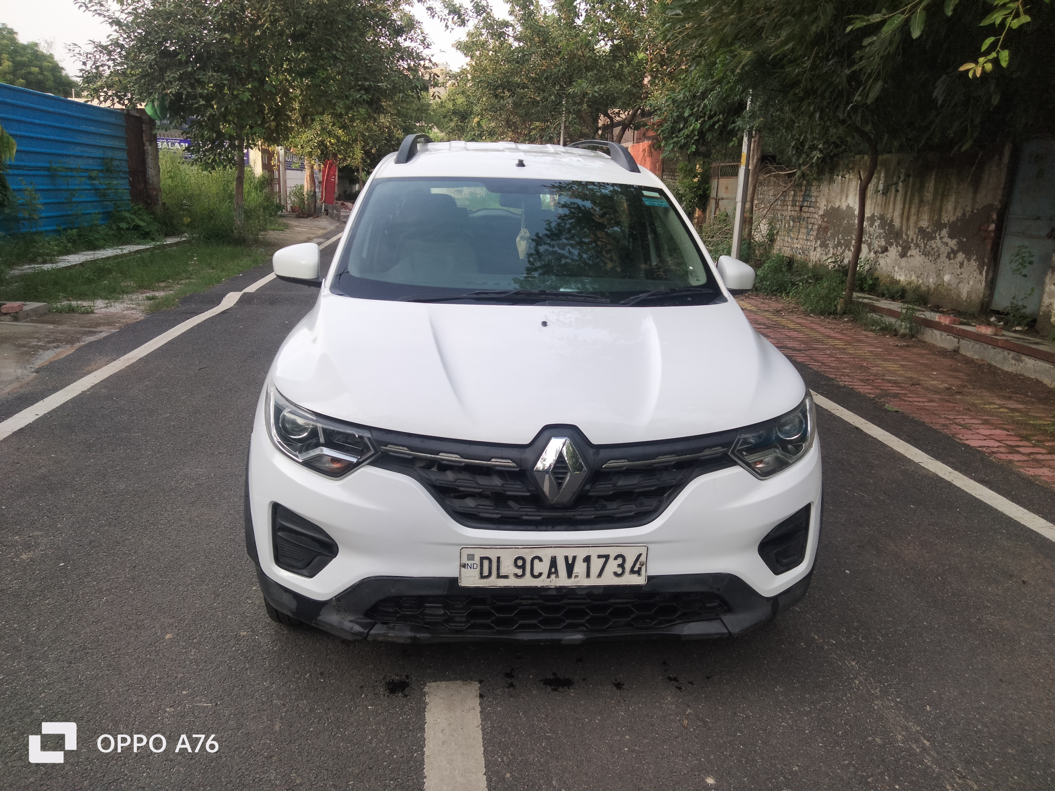 Secondhand Renault Triber RXL Automatic Petrol car in Dwarka and Uttam Nagar