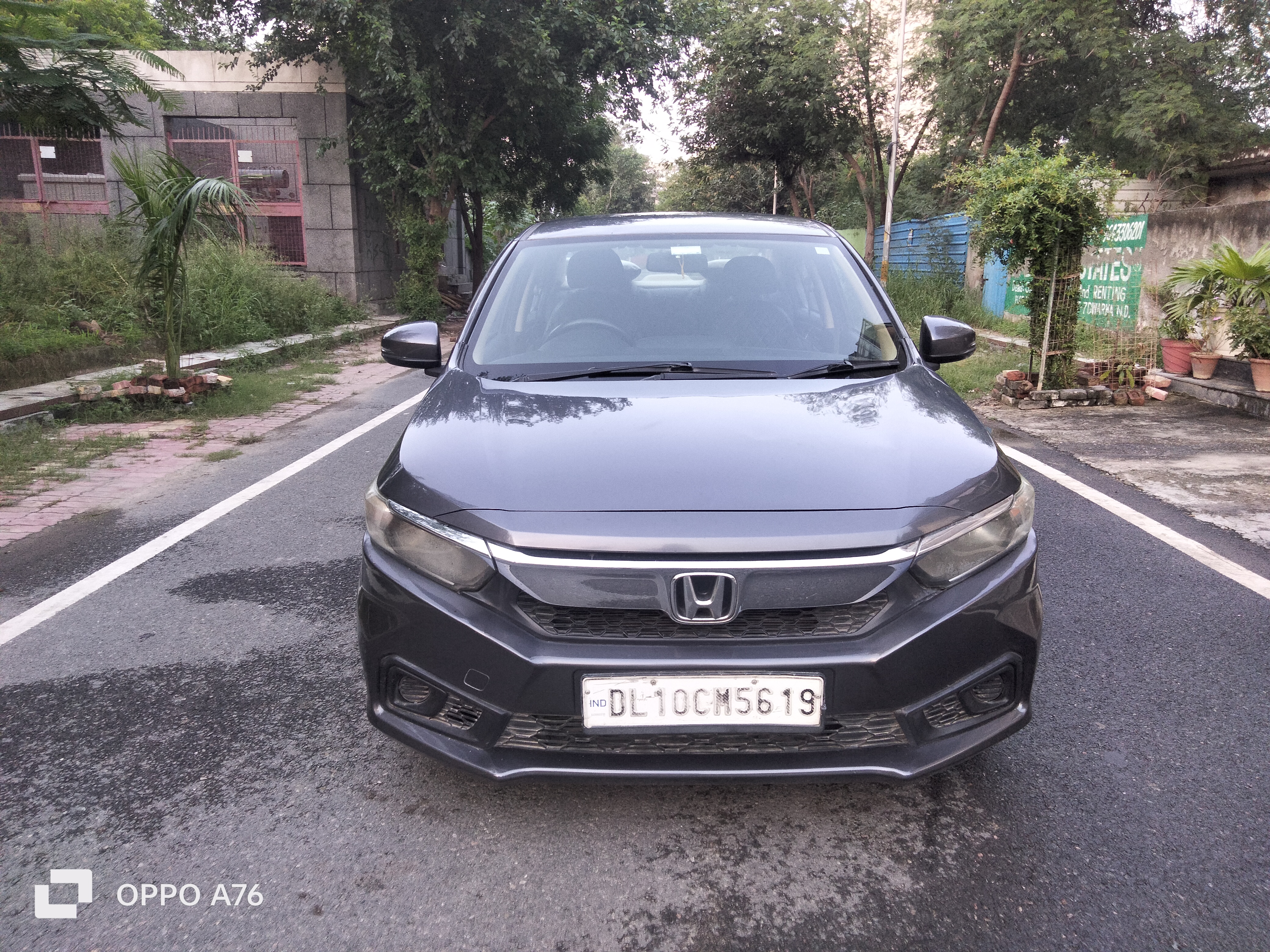 Secondhand Honda Amaze-SMT Cng-2019 car in Dwarka and Uttam Nagar